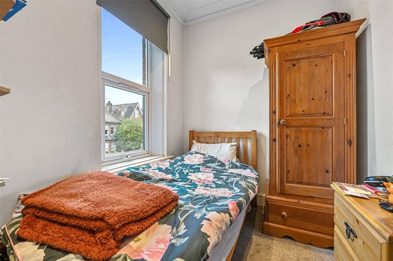 Creffield Road, London, W5