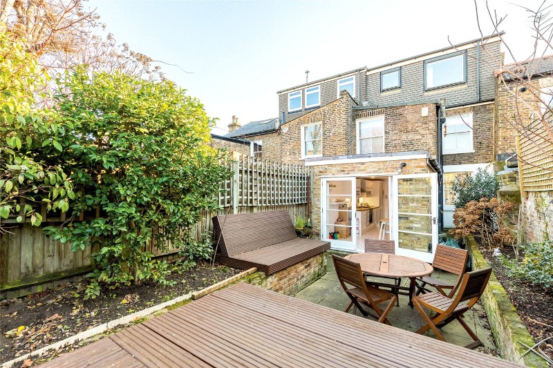 Rothschild Road, London, W4