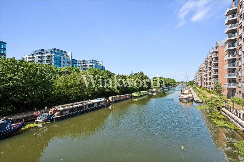 Waterside Way, London, N17