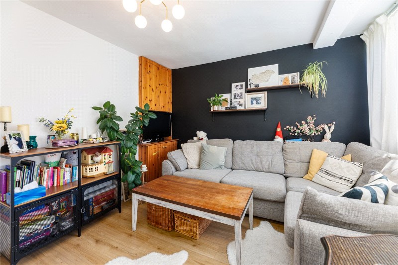 Hayward Gardens, London, SW15