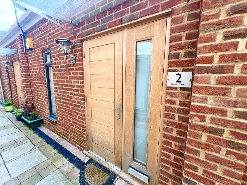 Station Approach, Romsey, Hampshire, SO51