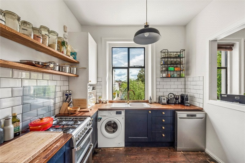 Albion Road, London, N16