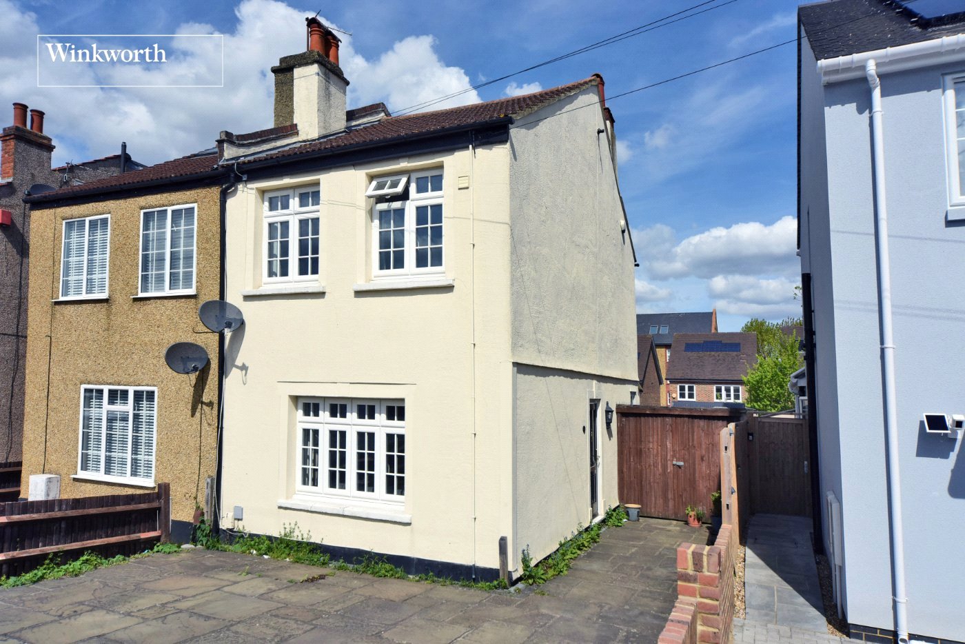 Clarkes Avenue, Worcester Park, KT4