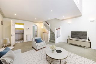 Charlotte Place, London, SW1V