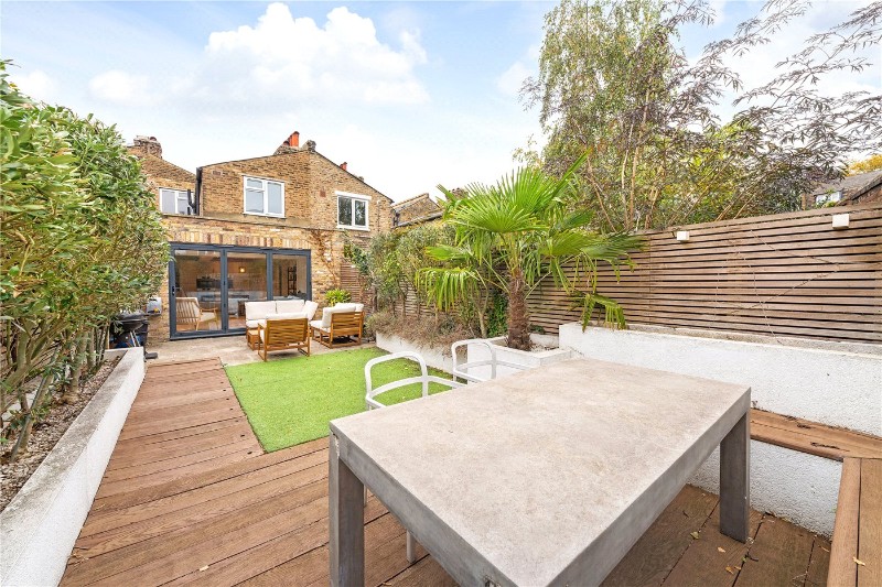 Spurling Road, London, SE22