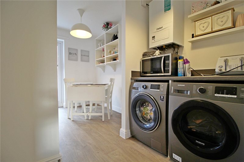 Harrier Way, Market Deeping, Peterborough, Lincolnshire, PE6