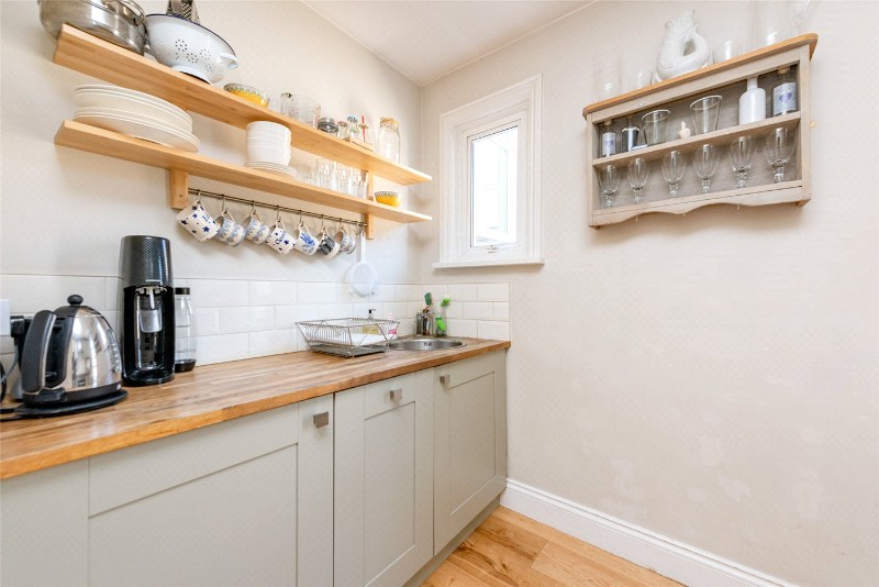 Bathurst Gardens, Kensal Green, London, NW10