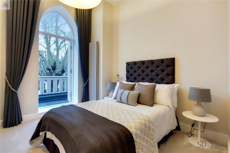 Fitzjohns Avenue, London, NW3