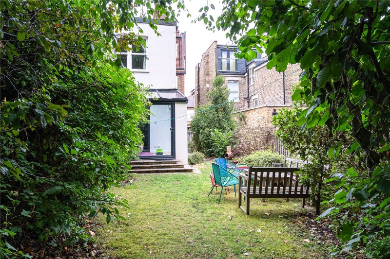Kingsmead Road, London, SW2