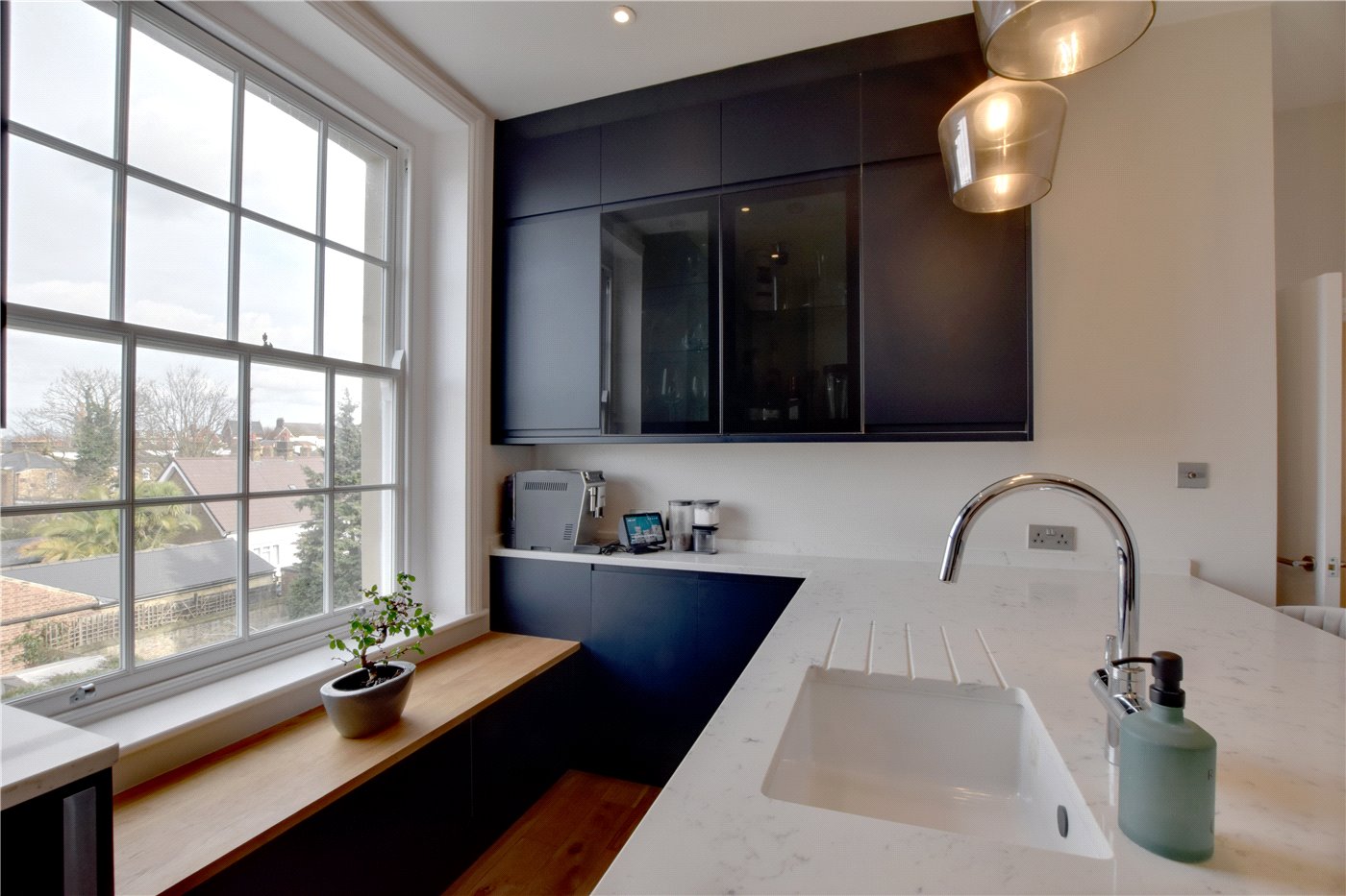 Kitchen/Breakfast Rm