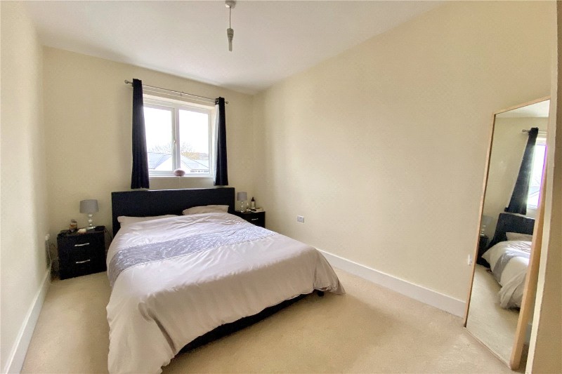 Bassetsbury Lane, High Wycombe, HP11