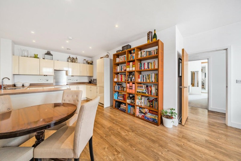 Albion Street, Cheltenham, GL52