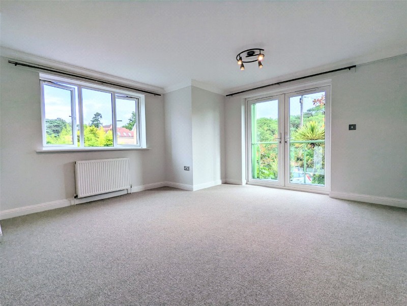 Pineview, 10 Earle Road, Bournemouth, Dorset, BH4
