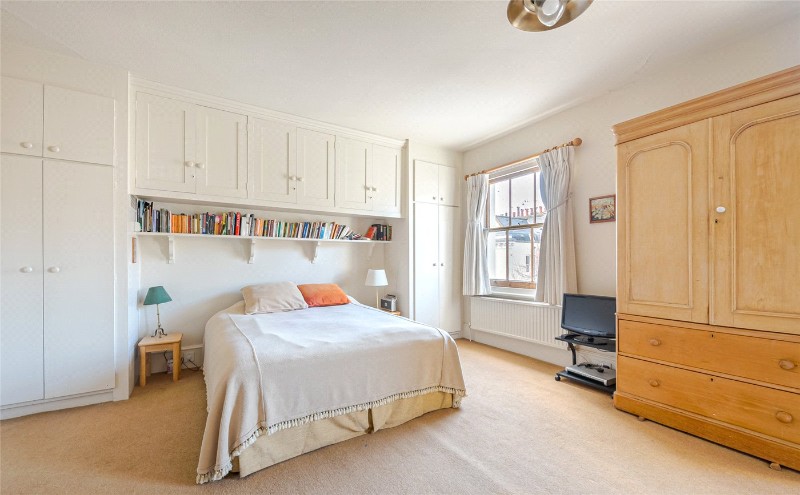 Cambridge Street, London, SW1V