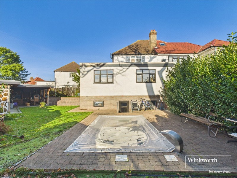 Highmeadow Crescent, Colindale, London, NW9