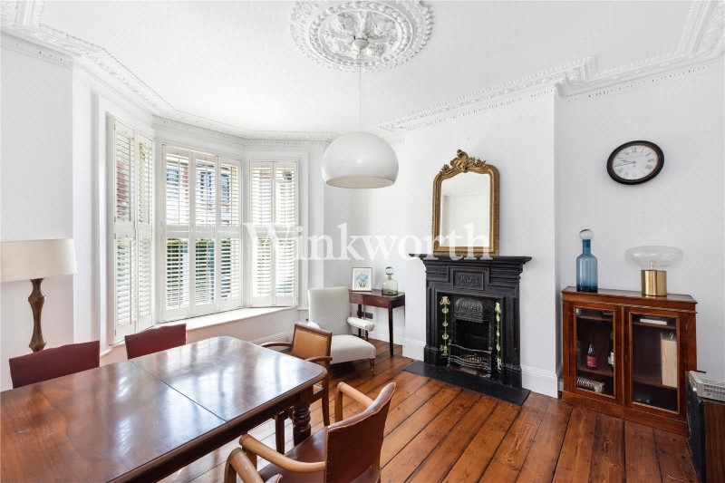 Lausanne Road, London, N8