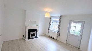 Nags Head Passage, Sleaford, Lincolnshire, NG34