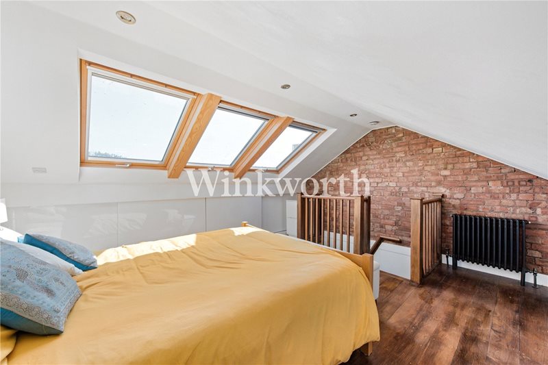 Vale Grove, London, N4