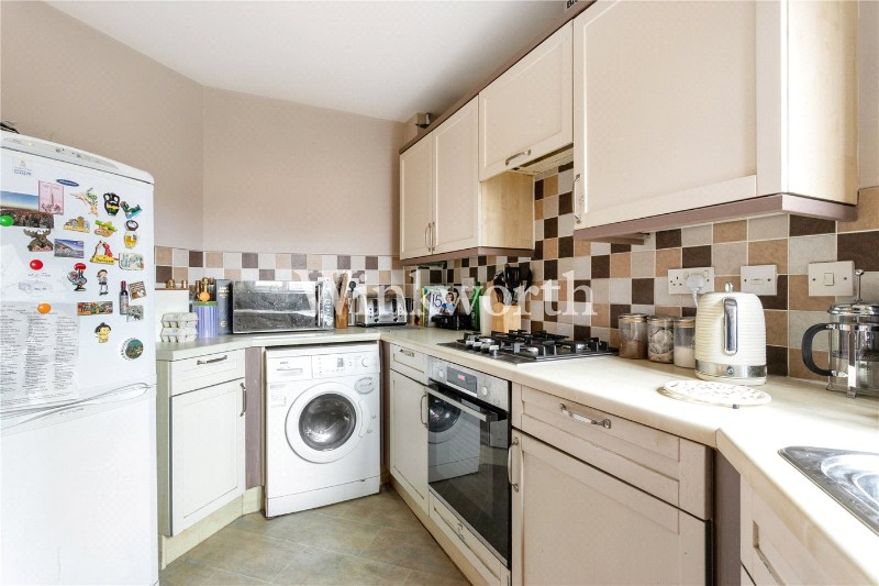 Myddleton Avenue, London, N4