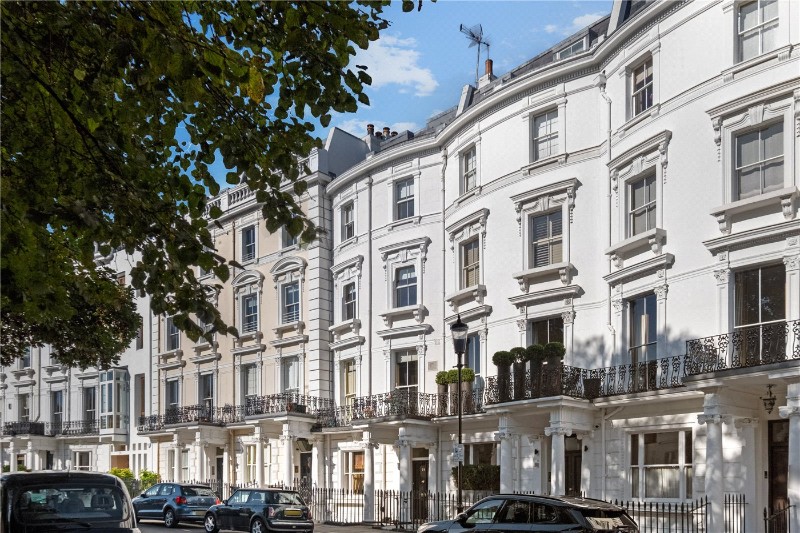 Lansdowne Crescent, London, W11