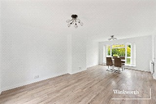 Kingsgate Avenue, Finchley, London, N3