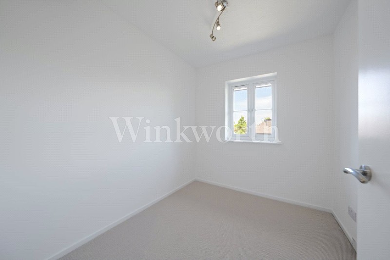 Woodvale Way, London, NW11