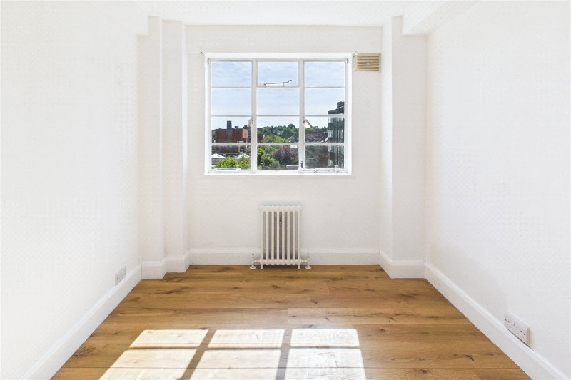 Corner Fielde, Streatham Hill, London, SW2