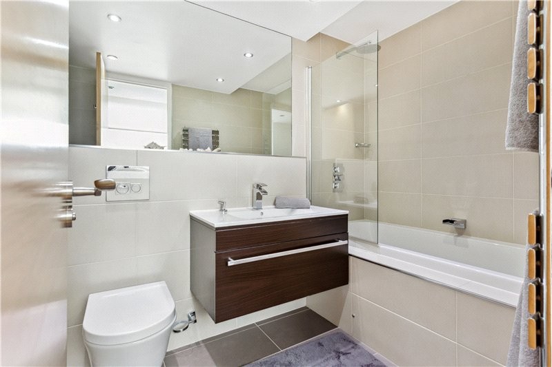Rennie Court, 11 Upper Ground, London, SE1