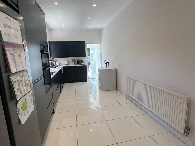 Cedar Road East, Northampton, Northamptonshire, NN3