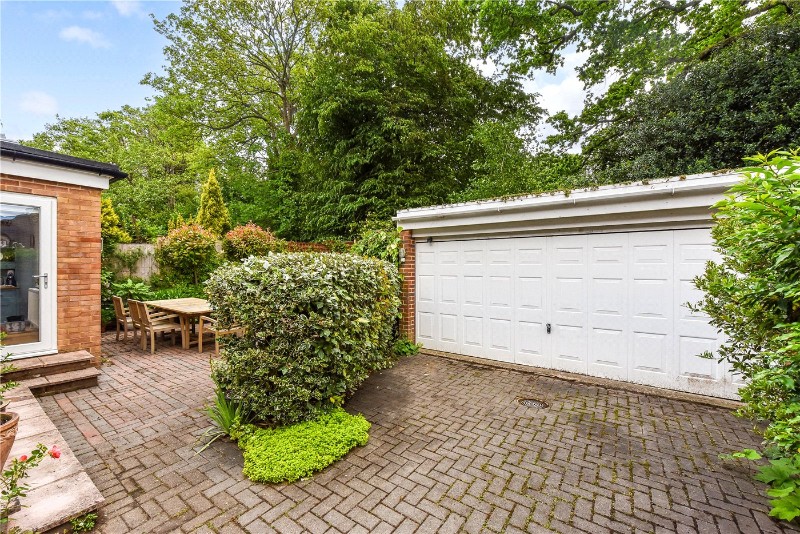 Grenehurst Way, Petersfield, Hampshire, Gu31