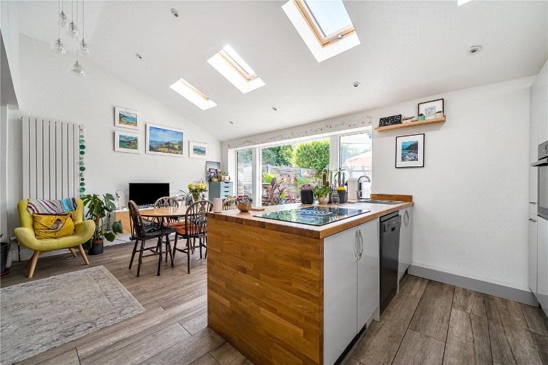 Coleson Hill Road, Wrecclesham, Farnham, Surrey, GU10