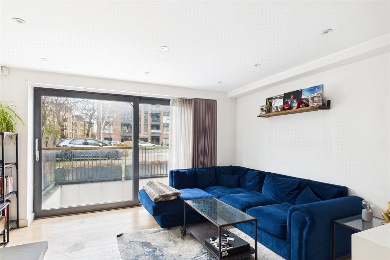 Kings Avenue, London, SW4