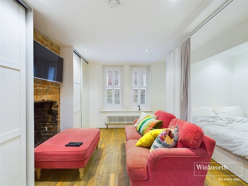 Baker Street, Reading, Berkshire, RG1