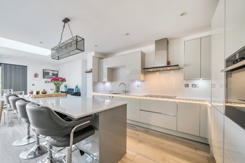 Kingswood Avenue, Bromley, BR2