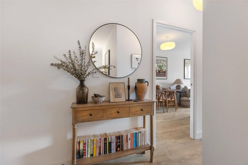 Apple Yard, London, SE20