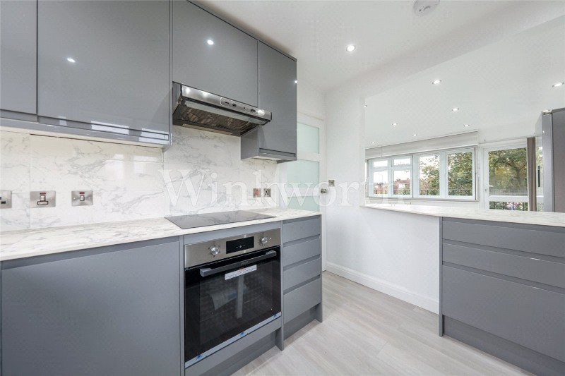 Wayside, London, NW11