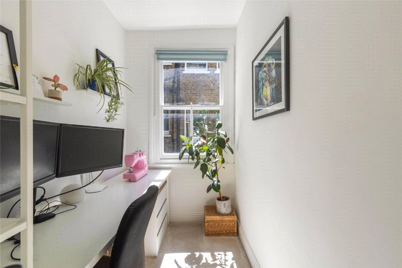 Hackford Road, London, SW9