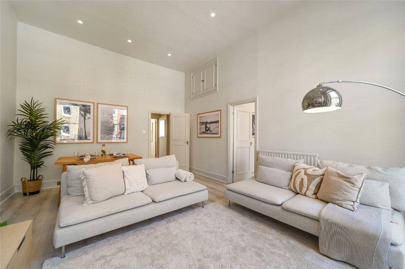 Nottingham Place, London, W1U