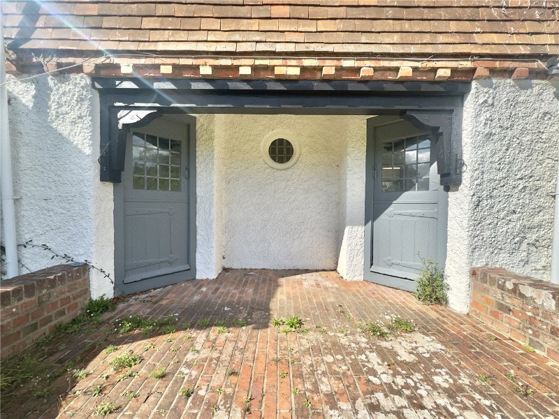 Manor Road, Milford On Sea, Lymington, Hampshire, SO41