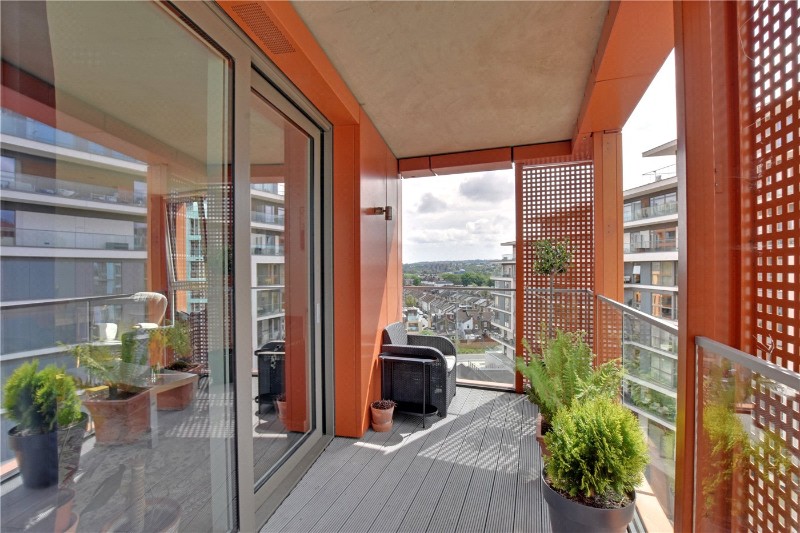 Gordian Apartments, 34 Cable Walk, Greenwich, London, SE10