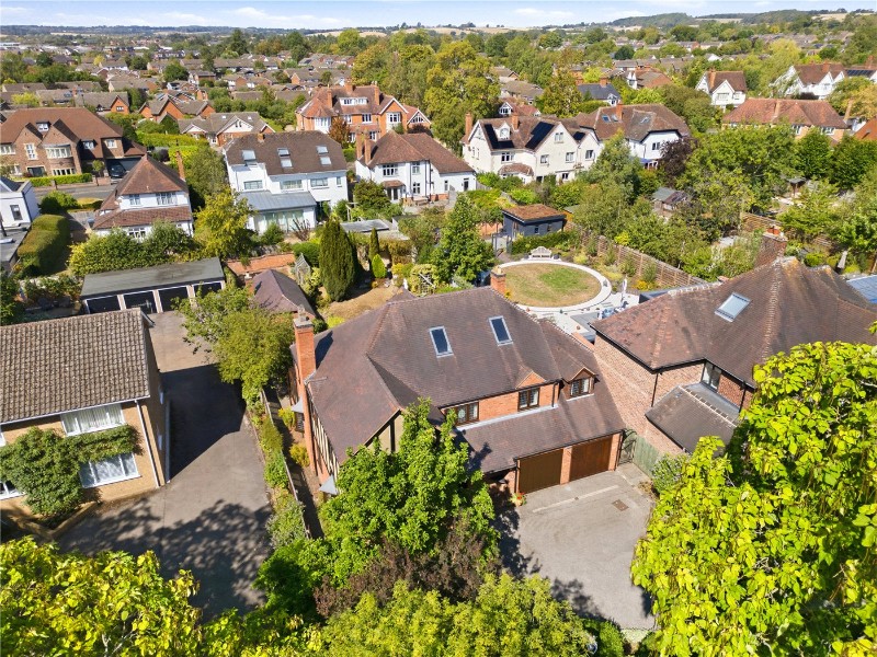 Avenue Road, Stratford-upon-Avon, Warwickshire, CV37