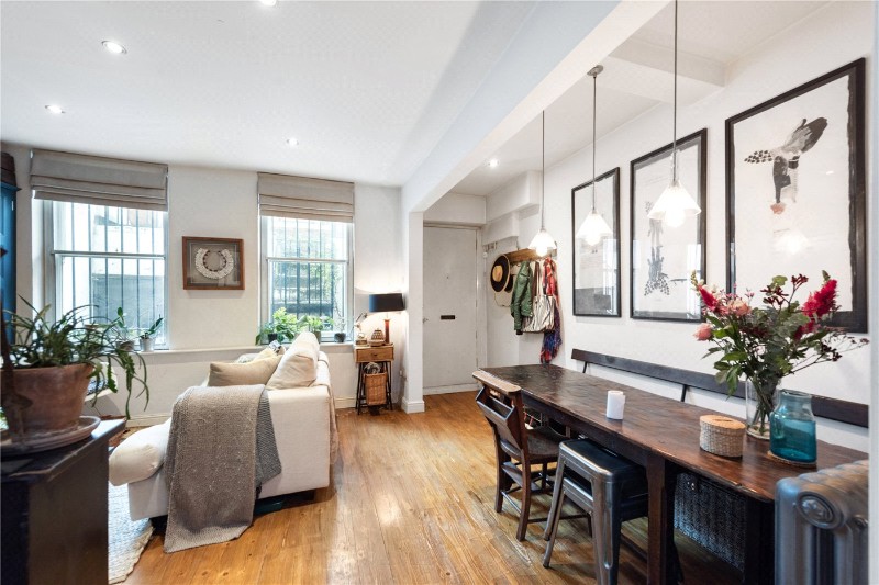 City Road, London, EC1V