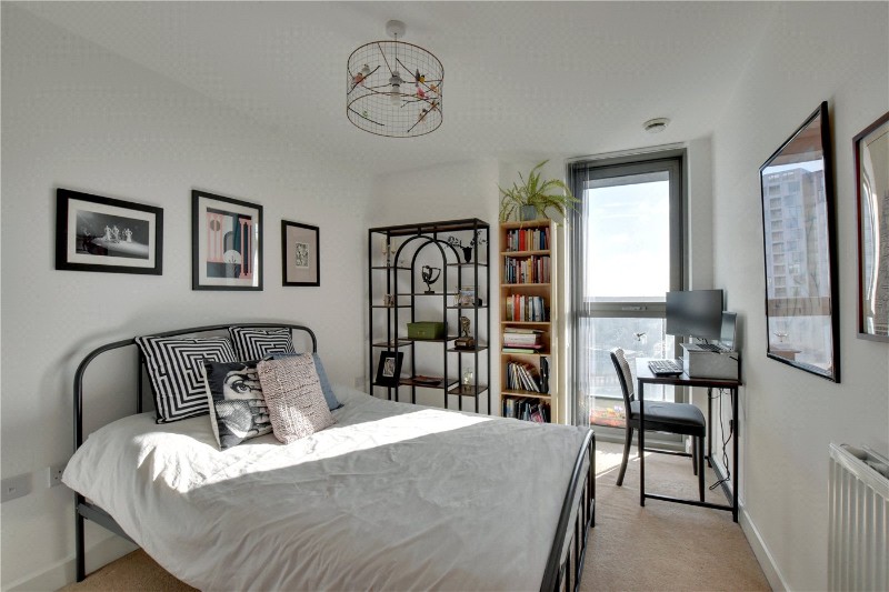 Cornmill Lane, Lewisham, London, SE13