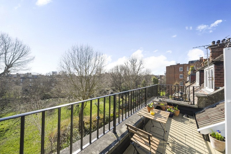 Broadhurst Gardens, London, NW6