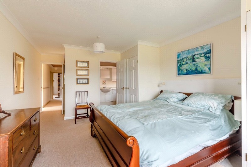 Birds Lane, Midgham, Reading, Berkshire, RG7