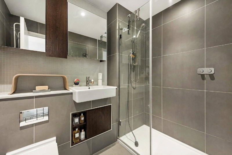 Newnton Close, London, N4