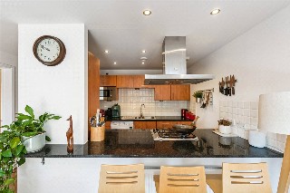 Benwell Road, London, N7