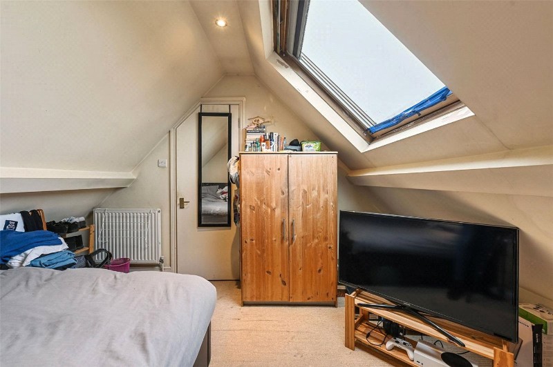 Creffield Road, London, W5