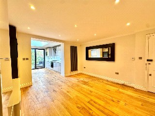 Christchurch Road, London, N8