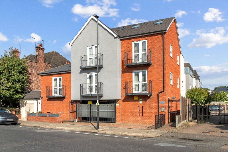 Hazelwood Lane, London, N13